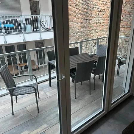 7 Personen 3 Schlafzimmer Balkon Zentrale Lage
