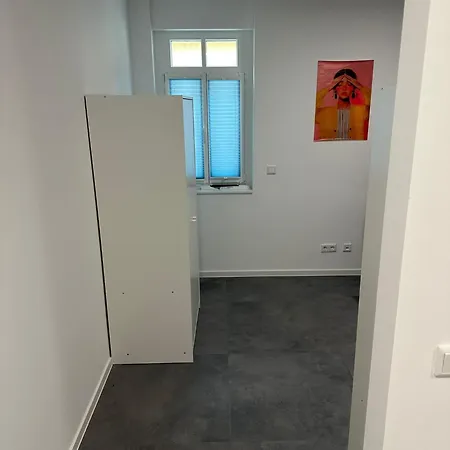 7 Personen 3 Schlafzimmer Balkon Zentrale Lage