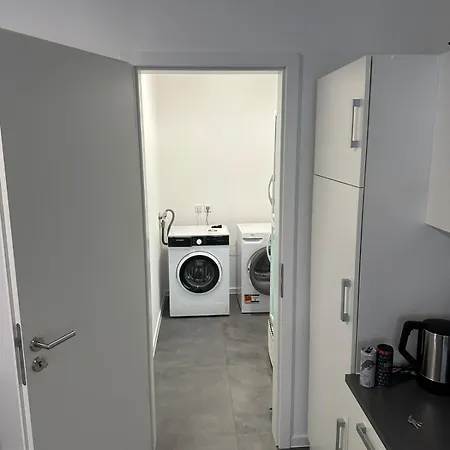 Apartment 7 Personen 3 Schlafzimmer Balkon Zentrale Lage