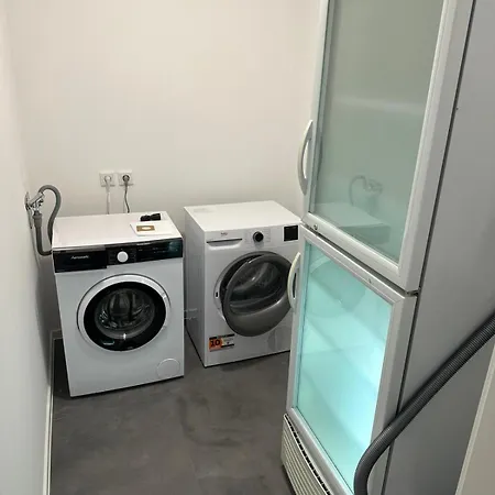 7 Personen 3 Schlafzimmer Balkon Zentrale Lage Apartamento *